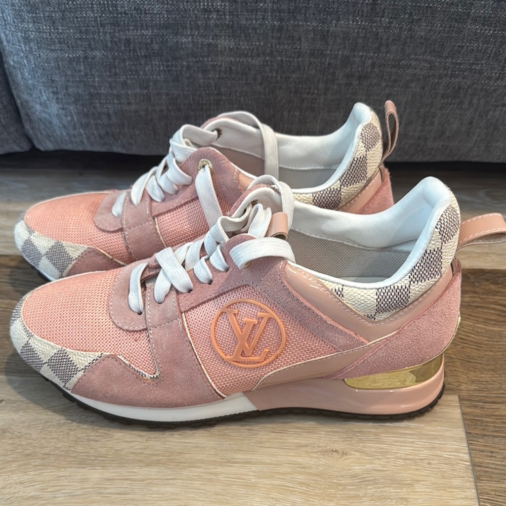 Louis Vuitton Sneakers